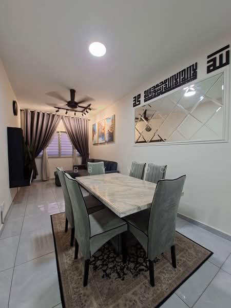 Apartment for Rent at Kemuning Idaman - Abby Woo - Dining Room - PropertyGuru.com.my