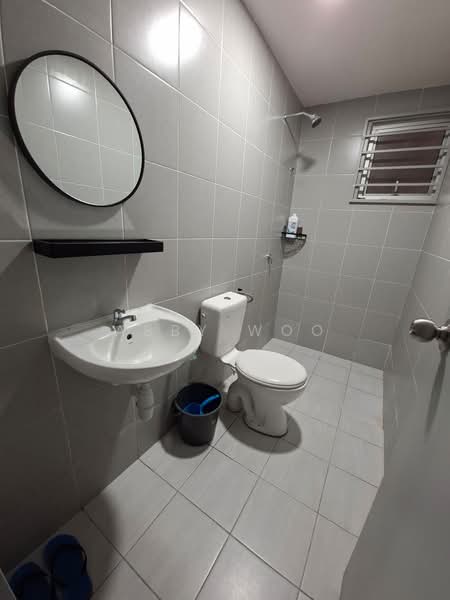 Apartment for Rent at Kemuning Idaman - Abby Woo - Bathroom - PropertyGuru.com.my