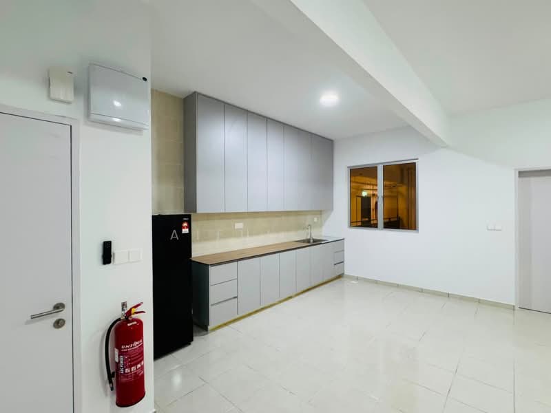Kondominium untuk Disewa di Residensi Begonia - Saiful Aziz - Kitchen - PropertyGuru.com.my