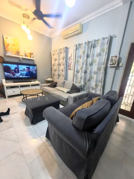 Rumah Teres 2 Tingkat untuk Dijual di Bandar Kinrara Seksyen 5 (Bandar Kinrara) - Mak Oliver - Living Room - PropertyGuru.com.my