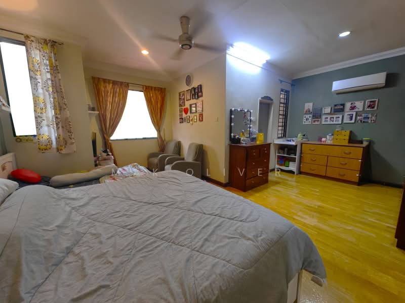 Rumah Teres 2 Tingkat untuk Dijual di Bandar Kinrara Seksyen 5 (Bandar Kinrara) - Mak Oliver - Bedroom - PropertyGuru.com.my
