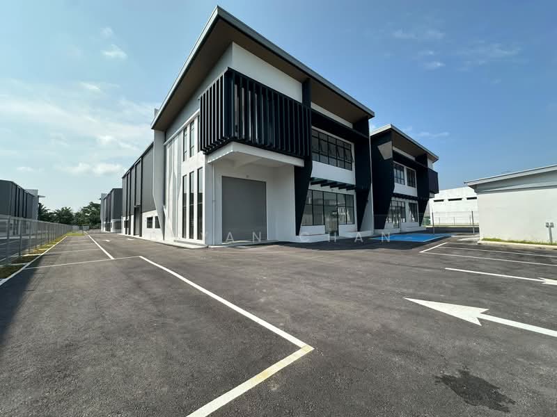 Kilang Berkembar untuk Disewa di NCT Smart Industrial Park (Sepang) - Bryan Chan - PropertyGuru.com.my
