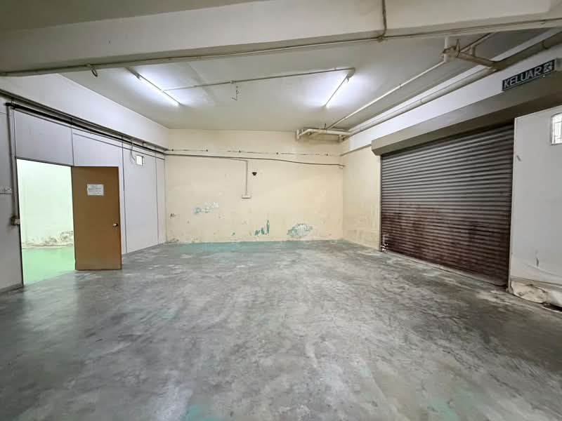Shop for Rent in Seksyen 7 (Shah Alam) - Adib Yusuf - Interior - PropertyGuru.com.my