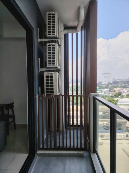 Kediaman Servis untuk Disewa di Trion 2 @ KL - June Pei - Balcony - PropertyGuru.com.my