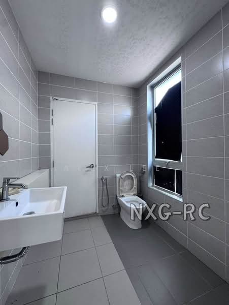 3-storey Terraced House for Sale in Telok Panglima Garang (Selangor) - Alex Lee - Bathroom - PropertyGuru.com.my