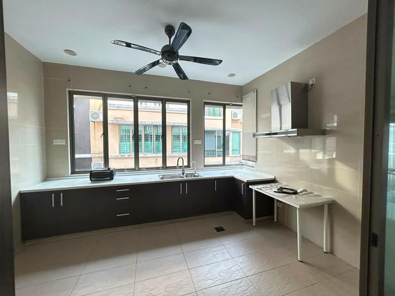 Semi-Detached House for Rent in Austin Heights (Tebrau) - Jeremy Goh - Kitchen - PropertyGuru.com.my