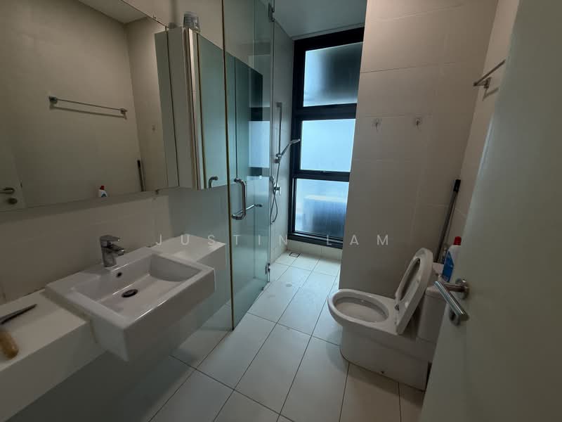 Servis Apartment untuk Disewa di Vogue Suites One - Justin Lam - Bathroom - PropertyGuru.com.my