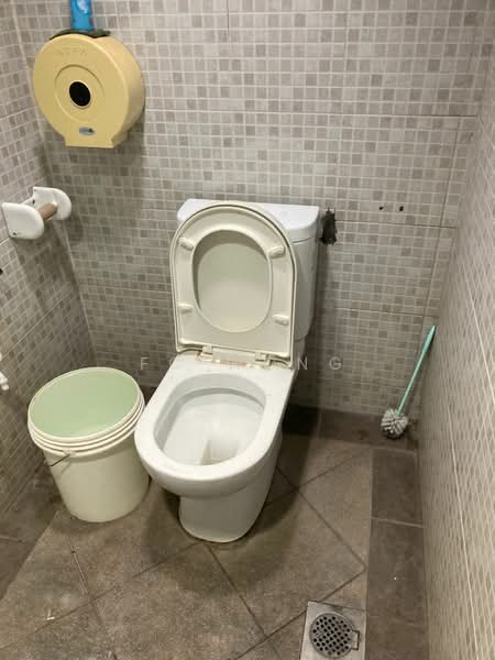 Shop for Rent in Taman Tun Dr Ismail (Kuala Lumpur) - FC Wong - Bathroom - PropertyGuru.com.my