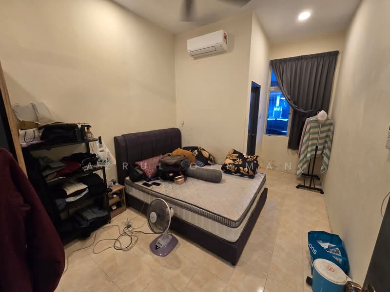 1-storey Terraced House for Sale in Taman Gadong Indah (Labu) - Azrul Othman - Bedroom - PropertyGuru.com.my