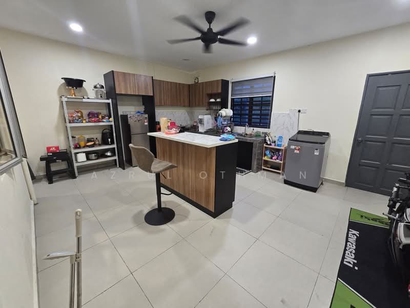 1-storey Terraced House for Sale in Taman Gadong Indah (Labu) - Azrul Othman - Kitchen - PropertyGuru.com.my