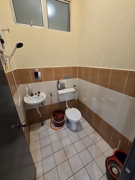 1-storey Terraced House for Sale in Taman Gadong Indah (Labu) - Azrul Othman - Bathroom - PropertyGuru.com.my