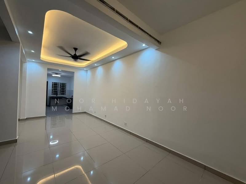Rumah Teres 2 Tingkat untuk Dijual di Bukit Sentosa (Rawang) - Noor Hidayah Mohamad Noor - Living Room - PropertyGuru.com.my
