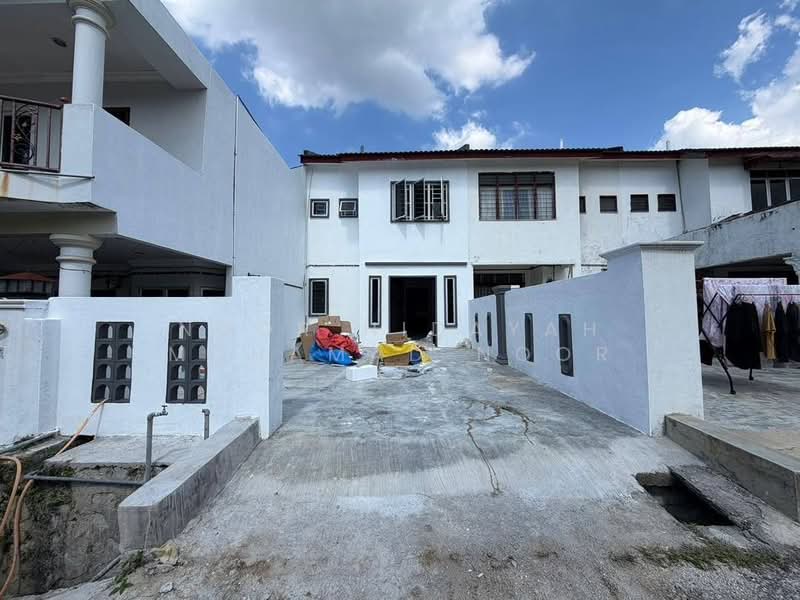 Rumah Teres 2 Tingkat untuk Dijual di Bukit Sentosa (Rawang) - Noor Hidayah Mohamad Noor - Exterior - PropertyGuru.com.my