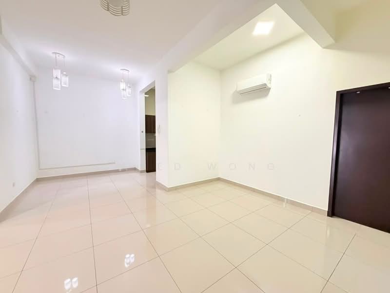 Semi-Detached House for Sale in Cyberjaya (Selangor) - Jared Wong - Living Room - PropertyGuru.com.my