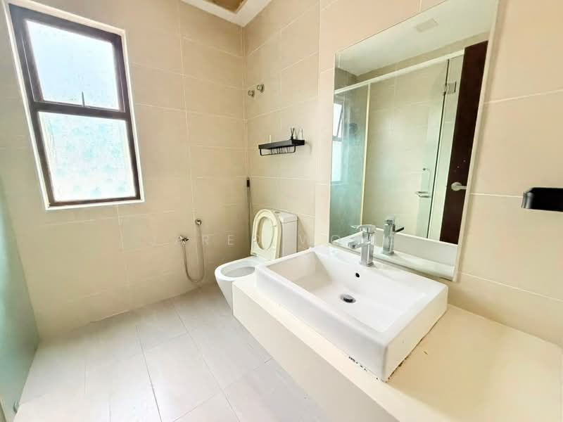Semi-Detached House for Sale in Cyberjaya (Selangor) - Jared Wong - Bathroom - PropertyGuru.com.my