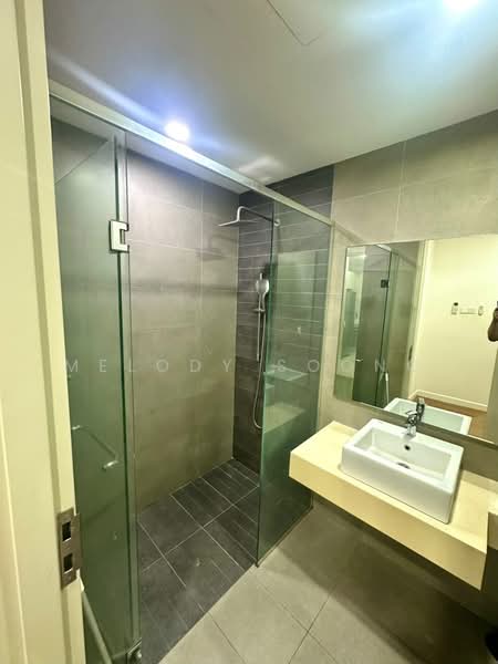 Kondominium untuk Disewa di Vivo Residential Suites - Melody Soong - Bathroom - PropertyGuru.com.my