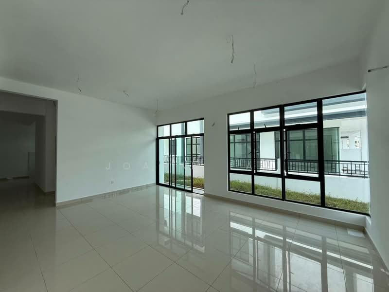Cluster House for Sale in Iskandar Puteri (Nusajaya) (Johor) - Joanne Lau - Living Room - PropertyGuru.com.my
