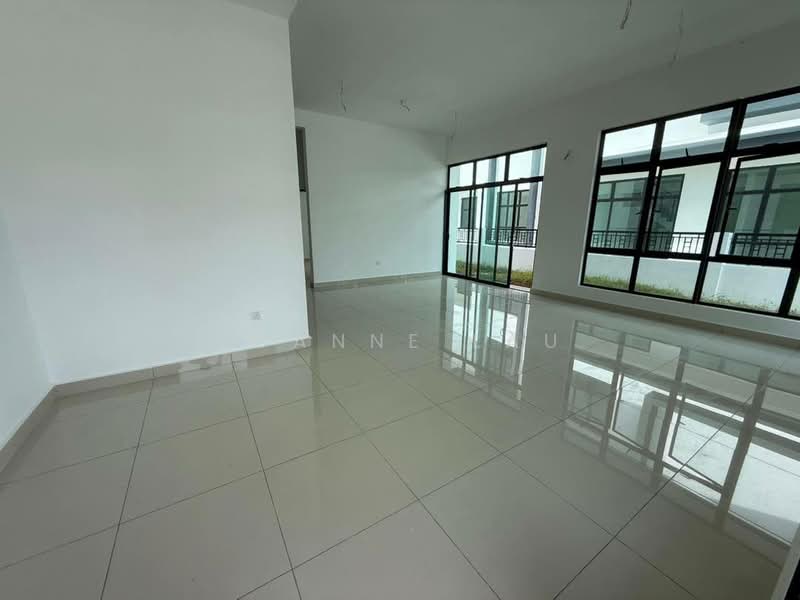 Cluster House for Sale in Iskandar Puteri (Nusajaya) (Johor) - Joanne Lau - Living Room - PropertyGuru.com.my