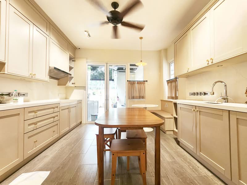 Rumah Berkembar untuk Dijual di Seksyen U2 (Saujana) - Vincent Liaw - Kitchen - PropertyGuru.com.my