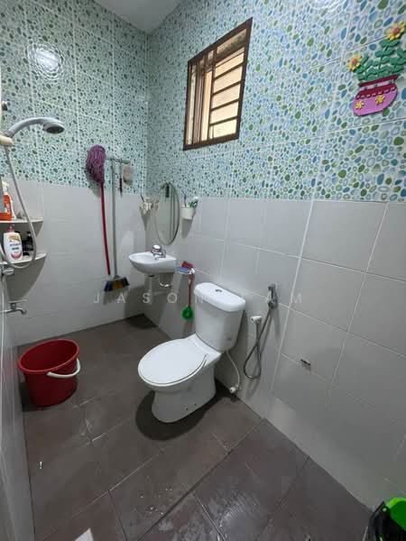2-storey Terraced House for Sale in Taman Scientex Senai (Senai) - Jason Fam - Bathroom - PropertyGuru.com.my
