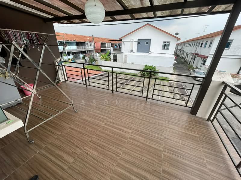 2-storey Terraced House for Sale in Taman Scientex Senai (Senai) - Jason Fam - Balcony - PropertyGuru.com.my