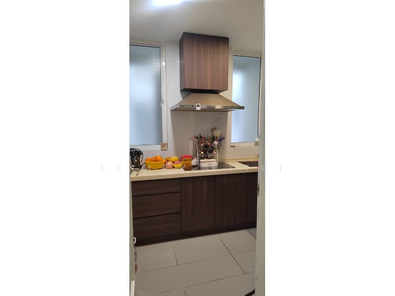 Kondominium untuk Dijual di The Regina - Liliey Fitri - Kitchen - PropertyGuru.com.my