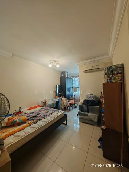 Rumah Teres 2 Tingkat untuk Dijual di Taman Dagang Permai (Ampang) - Kendriic Chong - Bedroom - PropertyGuru.com.my