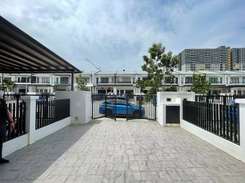 Rumah Teres 2 Tingkat untuk Dijual di Puncak Alam (Selangor) - Abby Woo - Exterior - PropertyGuru.com.my