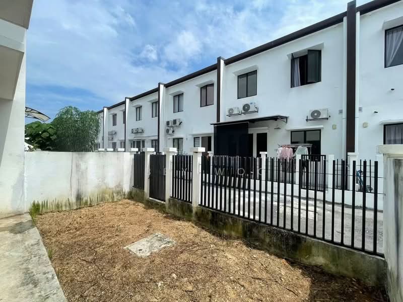 Rumah Teres 2 Tingkat untuk Dijual di Puncak Alam (Selangor) - Abby Woo - PropertyGuru.com.my