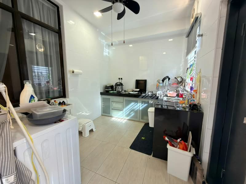 2-storey Terraced House for Sale in M Residence (Rawang) - Liliey Fitri - Kitchen - PropertyGuru.com.my