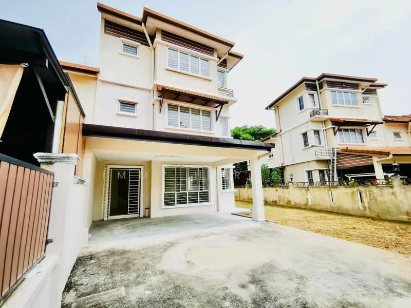 Terraced House for Sale in Taman Aman Putra (Puchong) - Jimmy Haryzul - Exterior - PropertyGuru.com.my