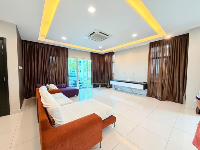 Rumah Berkembar untuk Disewa di Cyberjaya (Selangor) - Jared Wong - Living Room - PropertyGuru.com.my