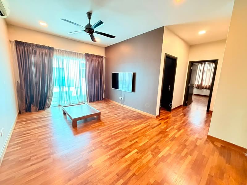 Rumah Berkembar untuk Disewa di Cyberjaya (Selangor) - Jared Wong - Living Room - PropertyGuru.com.my