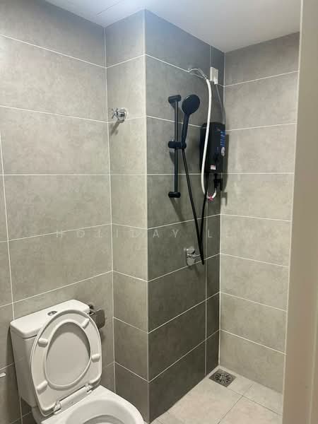 Servis Apartment untuk Disewa di Jernih Residence - Holiday Lew - Bathroom - PropertyGuru.com.my