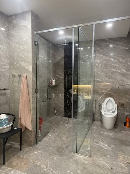 Rumah Banglo untuk Dijual di Taman Bukit Kuang Perdana (Kuang) - Justin Lai - Bathroom - PropertyGuru.com.my