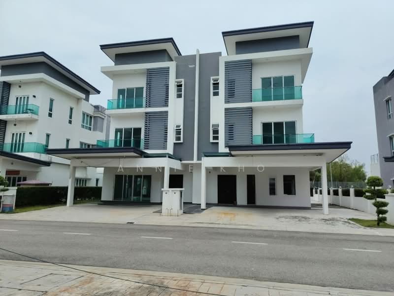 Rumah Berkembar untuk Disewa di Bandar Bukit Raja (Klang) - Annie Kho - Exterior - PropertyGuru.com.my