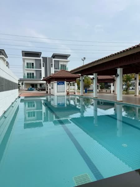Rumah Berkembar untuk Disewa di Bandar Bukit Raja (Klang) - Annie Kho - Exterior - PropertyGuru.com.my