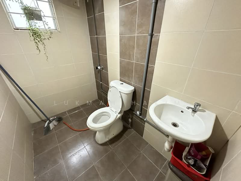 Apartment for Rent at Pesona Villa - Lukman Hakim - Bathroom - PropertyGuru.com.my