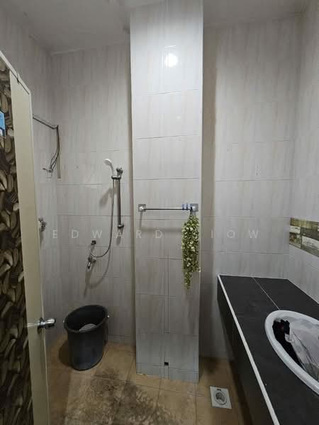 2-storey Terraced House for Sale in Taman Daya (Johor Bahru) - Edward Siow - Bathroom - PropertyGuru.com.my