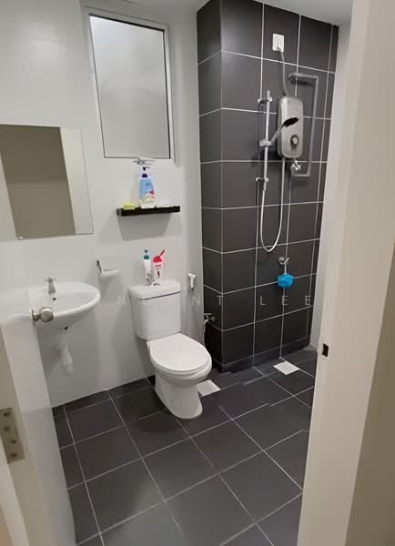 Servis Apartment untuk Dijual di Maxim Residences - Vincent Lee - Bathroom - PropertyGuru.com.my