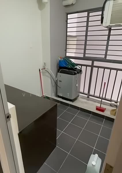 Servis Apartment untuk Dijual di Maxim Residences - Vincent Lee - Balcony - PropertyGuru.com.my