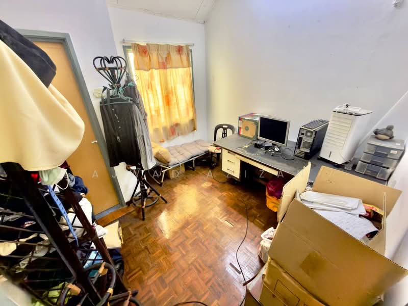 2-storey Terraced House for Sale in Bandar Puncak Alam (Puncak Alam) - Ajwad Azizan - PropertyGuru.com.my