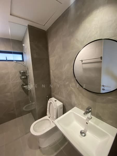 Service Residence for Rent at Quinn Residence - Kenny Lee - Bathroom - PropertyGuru.com.my