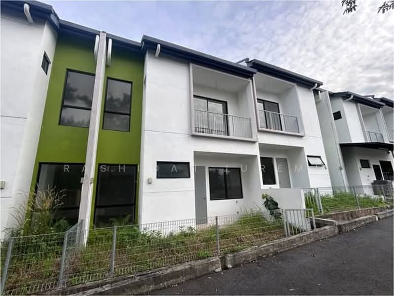 2-storey Terraced House for Sale in Kajang (Selangor) - Rashidah Juremi - Exterior - PropertyGuru.com.my