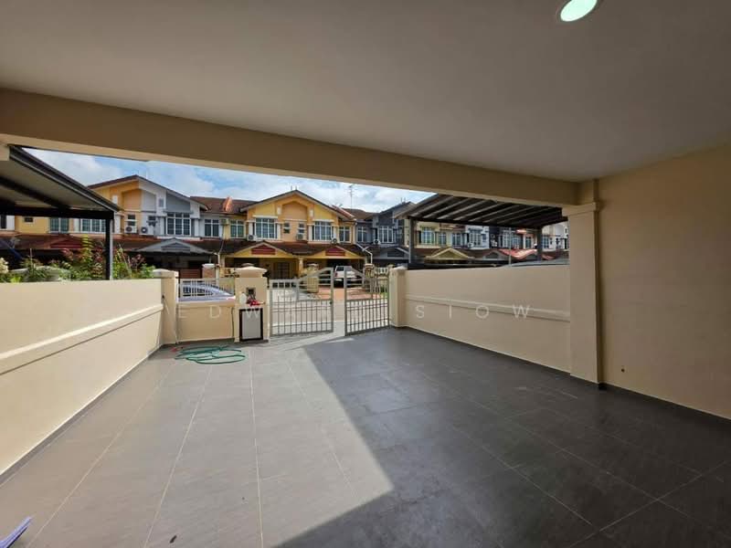 2-storey Terraced House for Sale in Austin Perdana (Tebrau) - Edward Siow - Exterior - PropertyGuru.com.my