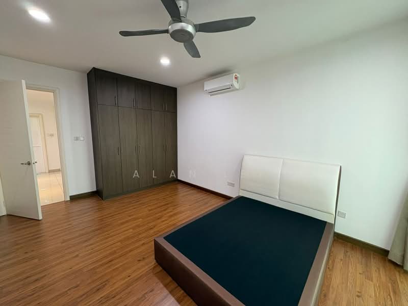Pangsapuri untuk Dijual di Cheria Heights Condo / Apartments - Alan Lee - Bedroom - PropertyGuru.com.my
