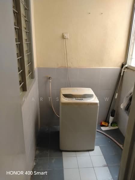 Pangsapuri untuk Disewa di Sri Cempaka (Taman Wawasan) - Hartson Lew - Balcony - PropertyGuru.com.my