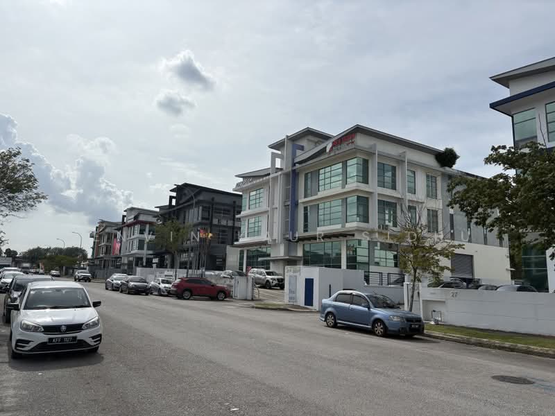 Kilang untuk Disewa di Seksyen 15 (Shah Alam) - Renvin KAUR SIDHU - Exterior - PropertyGuru.com.my