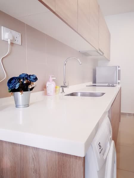 Service Residence for Sale at i-SOHO @ i-City - Lisa Low - Kitchen - PropertyGuru.com.my