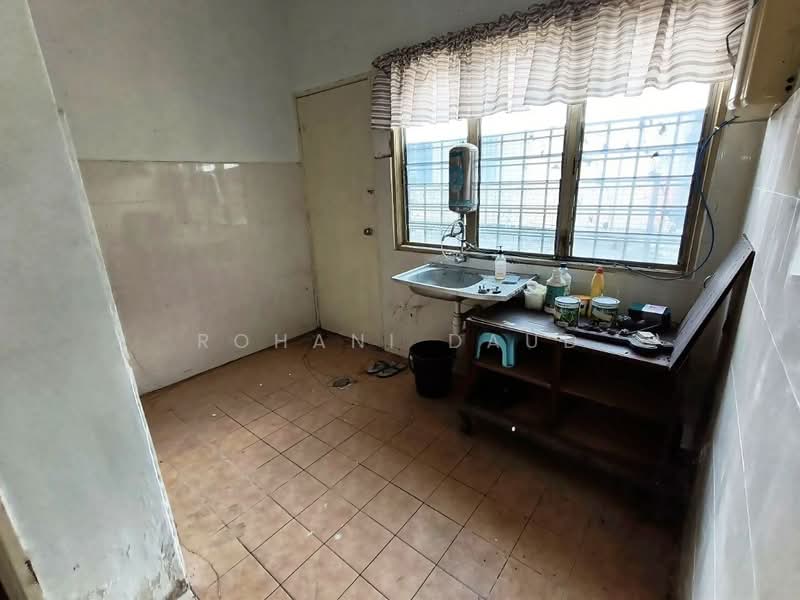 Rumah Teres 1 Tingkat untuk Dijual di Taman Semenyih Impian (Semenyih) - Rohani Daud - Kitchen - PropertyGuru.com.my